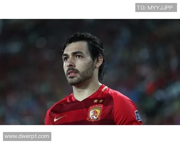 帕尔梅拉斯与巴兰基亚的激烈对决揭示足球战术的精彩碰撞与团队精神